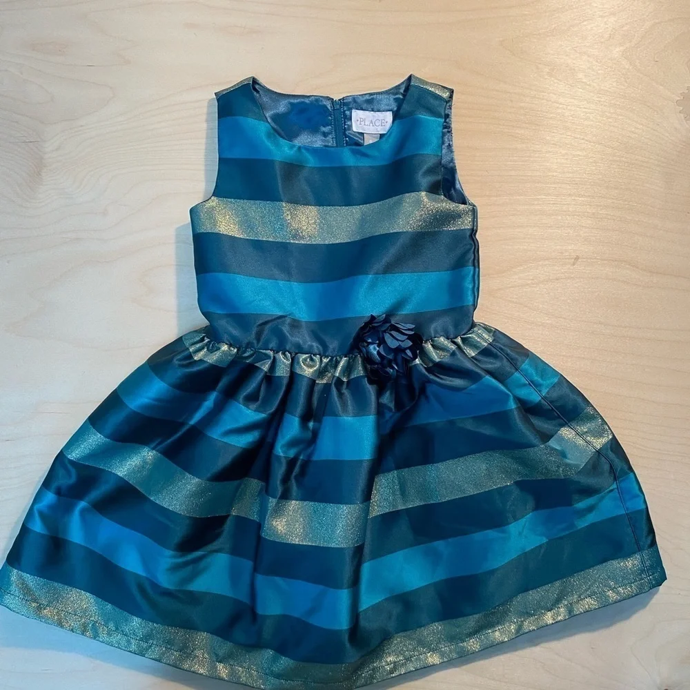 PLACE Sleeveless Dress size 6 (GL)